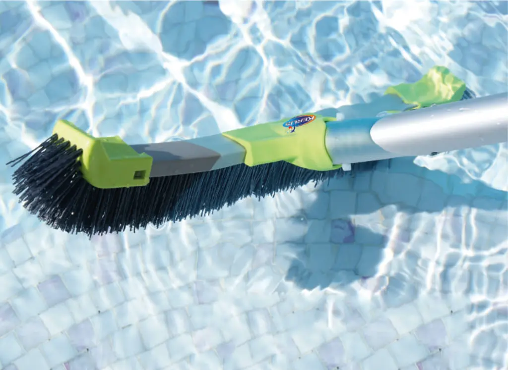 Kerlis - balai surfaces dures anti algues 50 cm - 2.webp